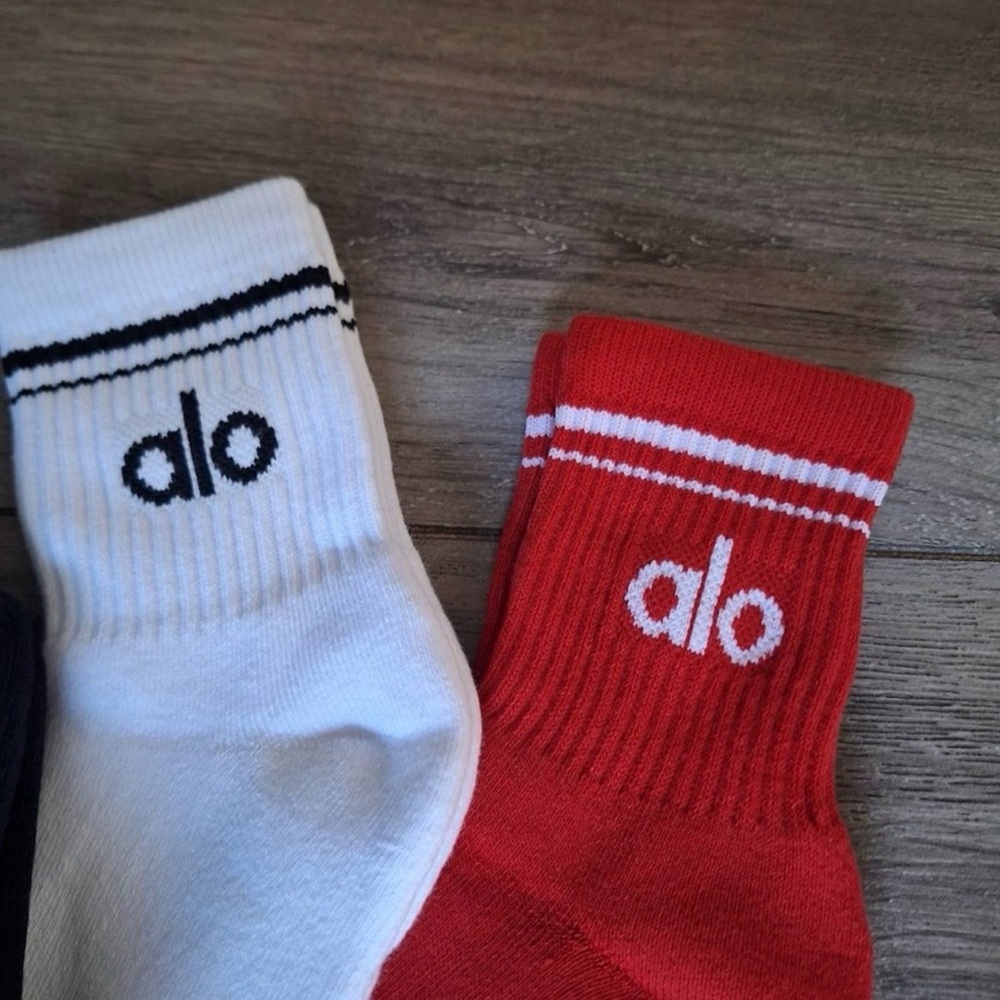 All Throwback socks 3 pairs brand new - Picture 2 of 3